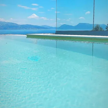 Greece Holidays ניקיאנה
